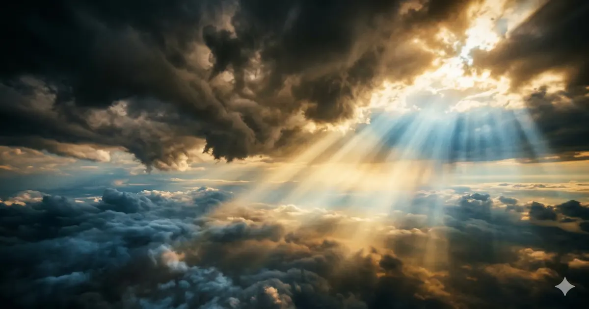 Luz dorada atravesando nubes en un amanecer infinito, símbolo de la presencia de Dios que nos espera